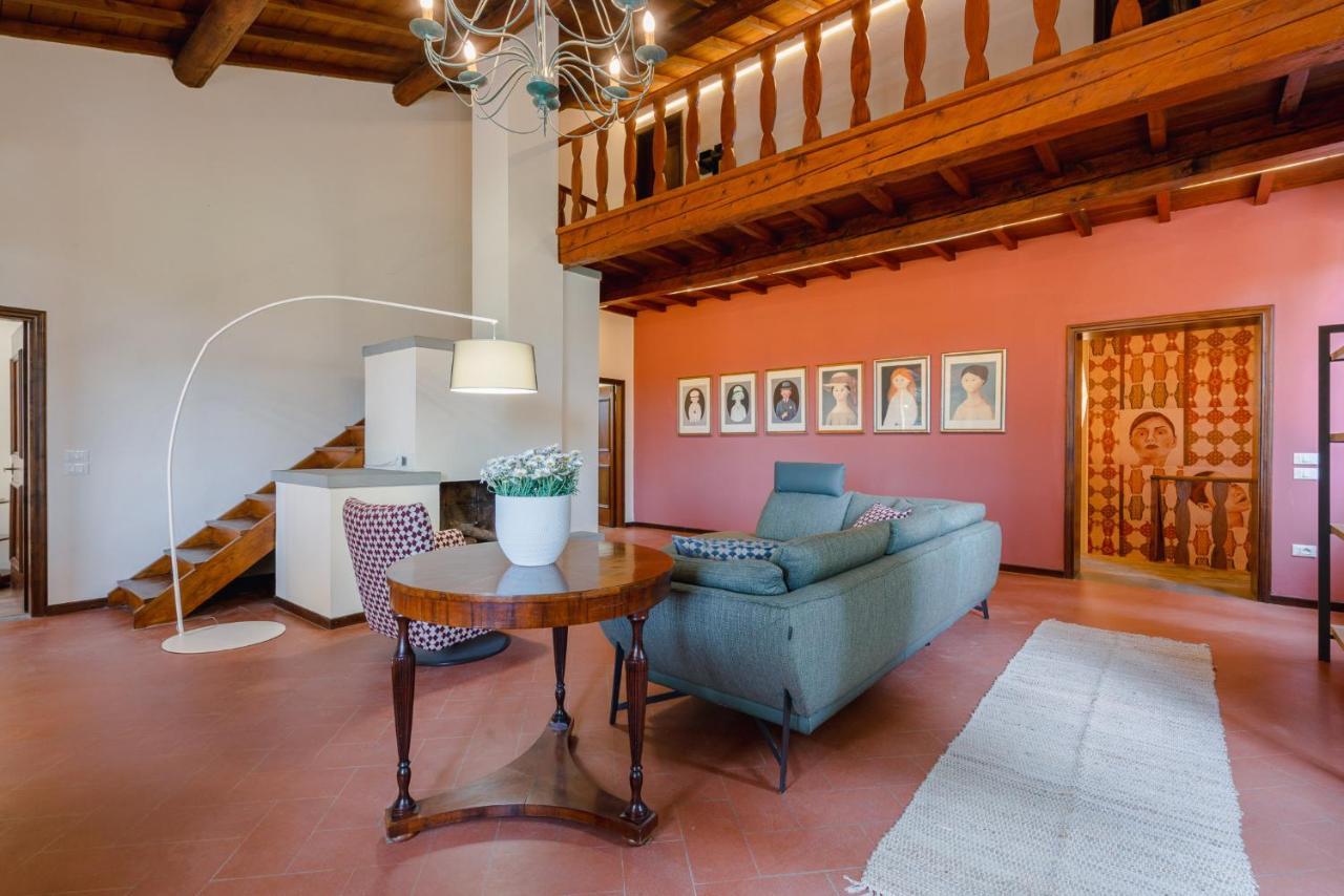 Riccimballa Luxury House อิมปรูเนตา ภายนอก รูปภาพ
