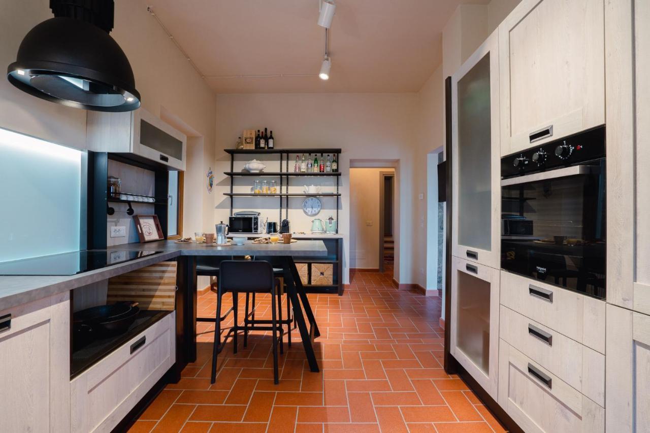 Riccimballa Luxury House อิมปรูเนตา ภายนอก รูปภาพ